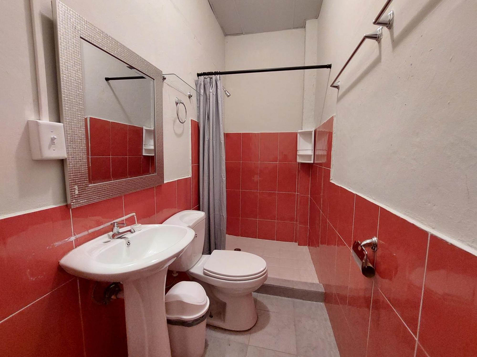 Hospedaje Los Lirios Chitré Szoba fotó